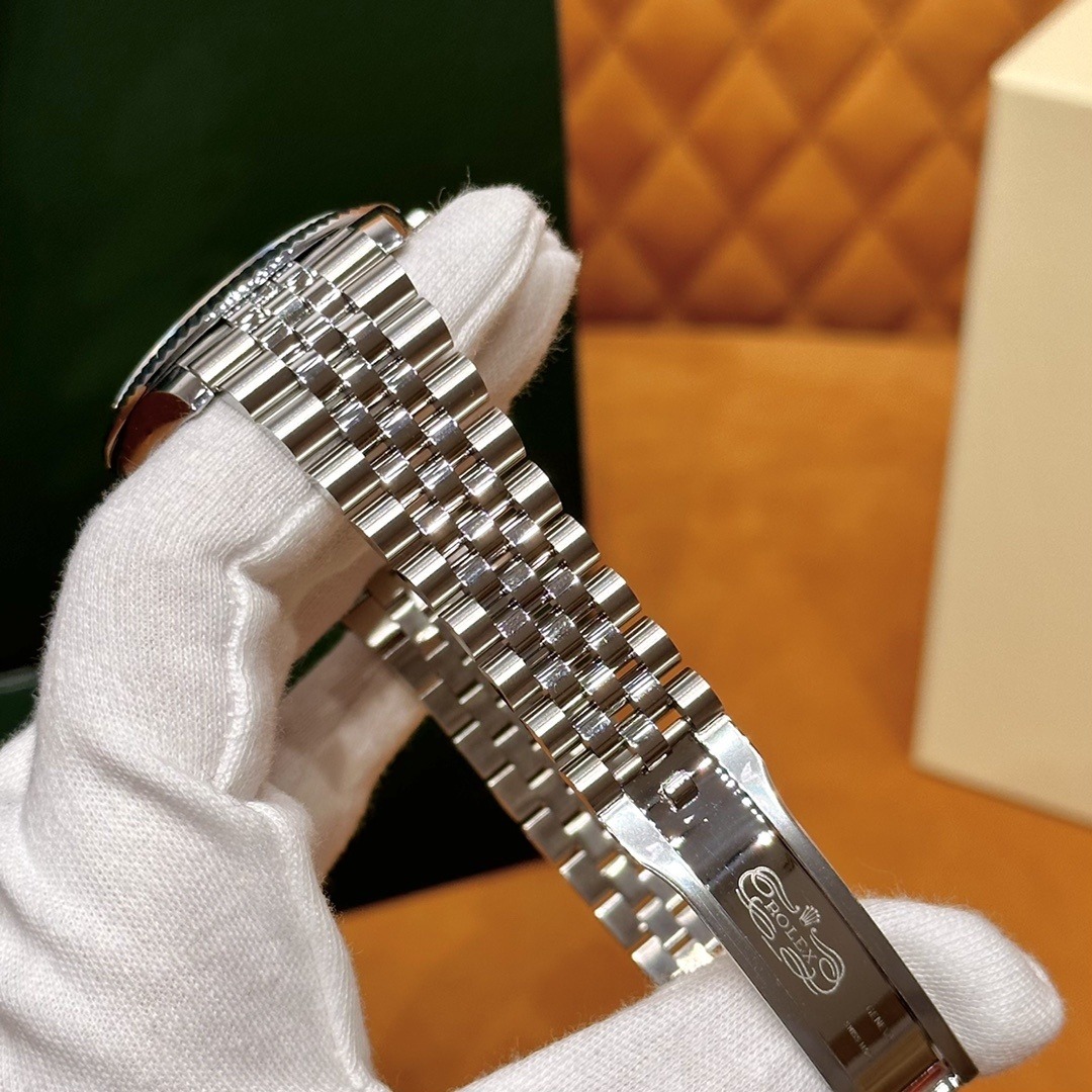 Rolex watch m126334-0018