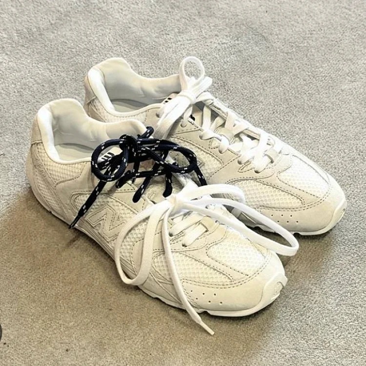 Co-branded Dad Shoes Women's Shoes Two-Color Belt Genuine Leather Non-Slip Wear-Resistant Sports Sneakers