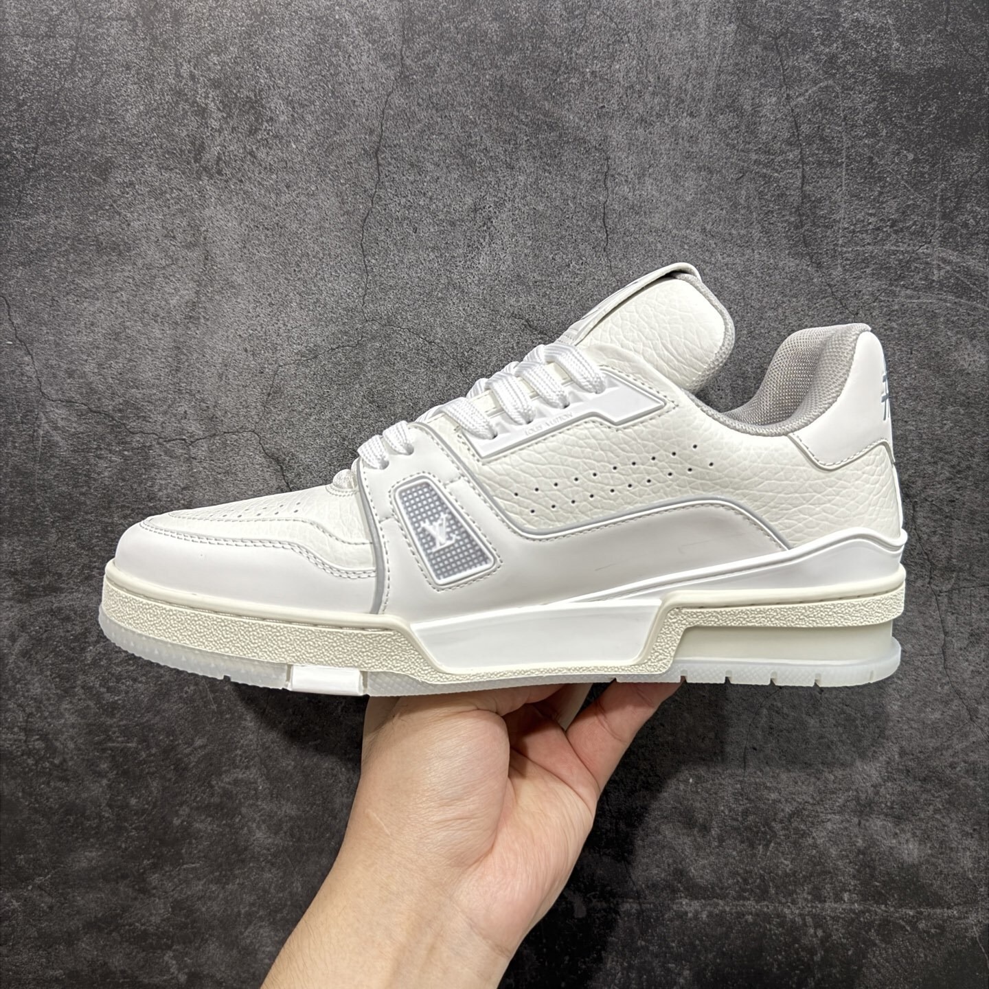 Louis Vuitton Trainer Sneaker T538002