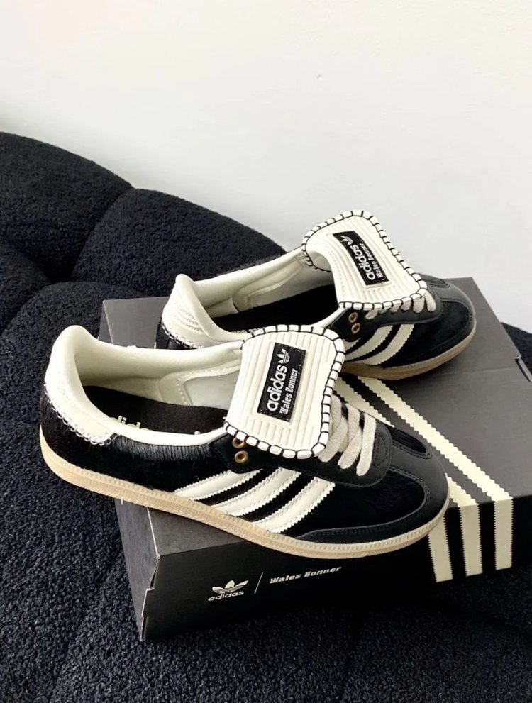 Adidas training shoes, casual shoes, board shoesWALES BONNER x adidas originals Samba Pony Tonal