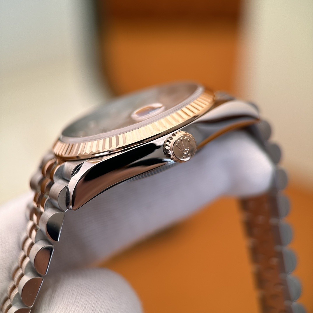 Rolex watch m126231-0021
