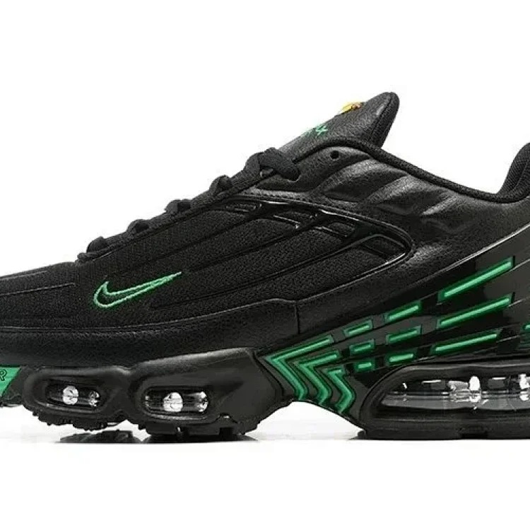 Max Plus 3 Casual Sneakers