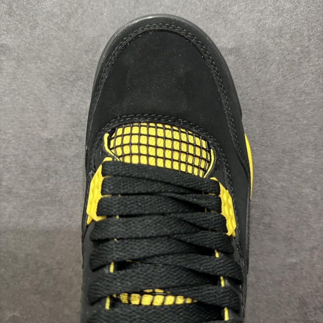 AJ 4 Sneaker SH528193