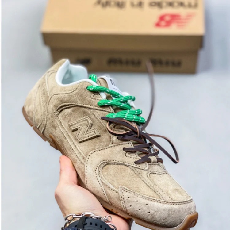 Co-branded Dad Shoes Women's Shoes Two-Color Belt Genuine Leather Non-Slip Wear-Resistant Sports Sneakers