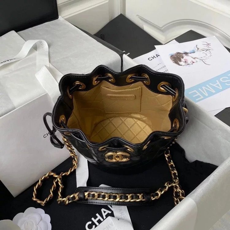 Chanel Retro Smooth Leather Drawstring Bucket Bag AS2716 Cross Carrying Women's Bag AS2716
