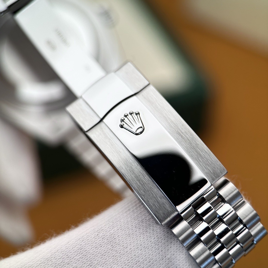 Rolex watch m126234-0049