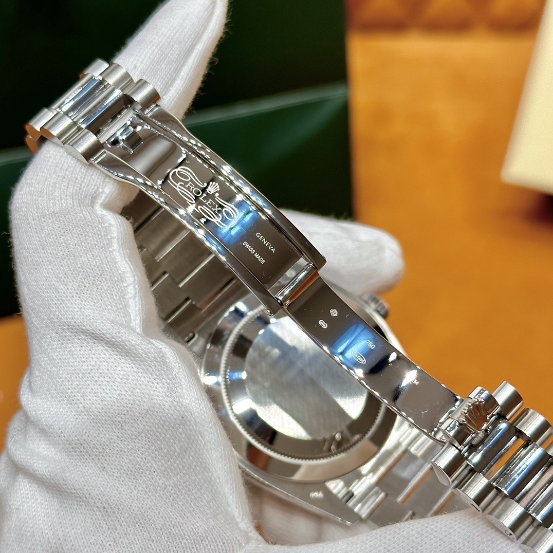 Rolex watch m228239-0033