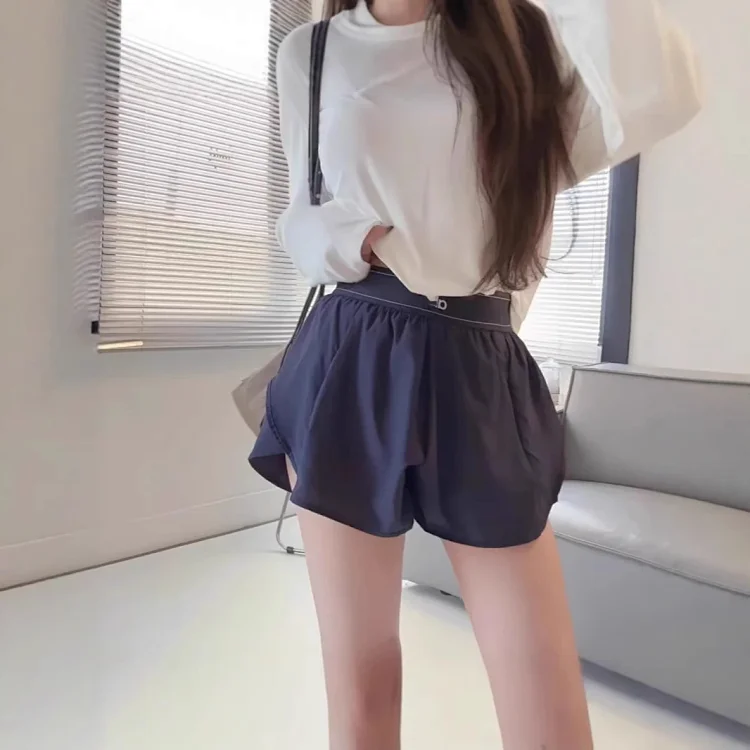 Ready stock nude breathable high-waist butt-lifting yoga fitness shorts outdoor running anti-exposure sports shorts for women* No quality issues and no reason to return