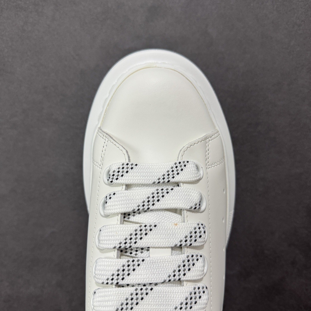 Alexander McQueen Sneaker SH528147