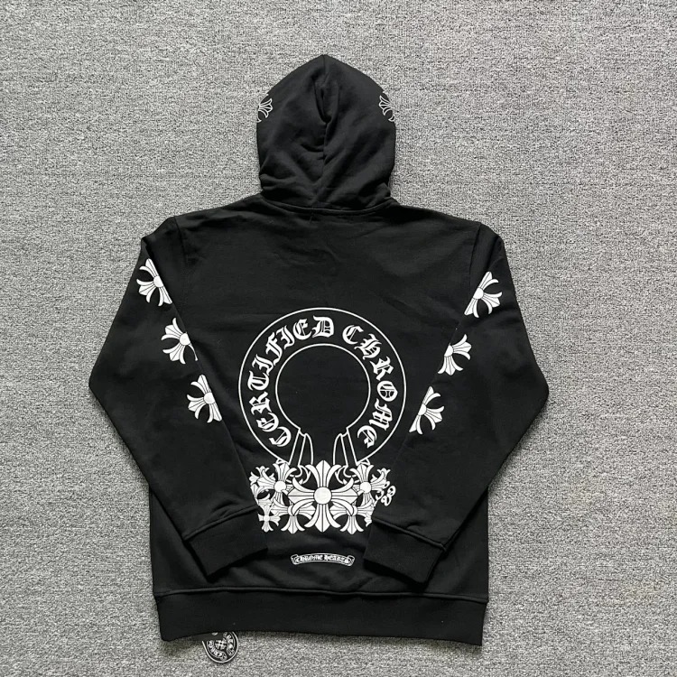 CH cross hooded sweatshirt is versatile and fashionable