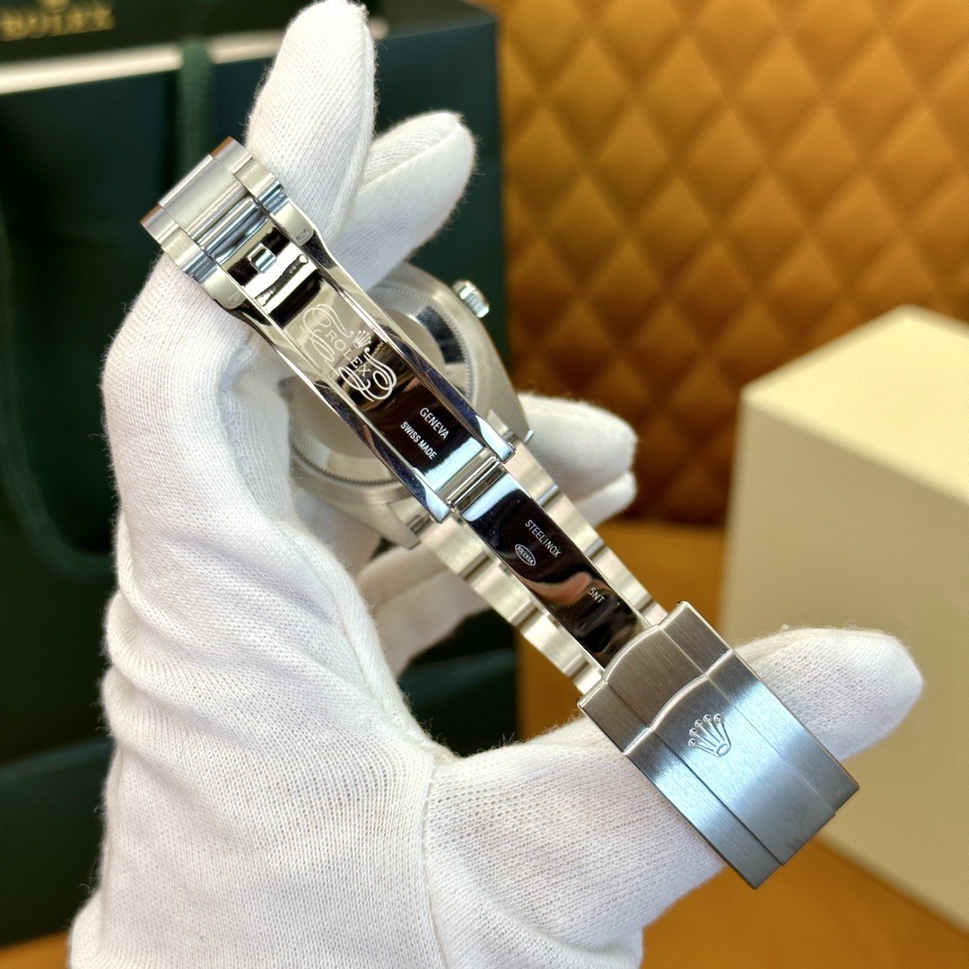 Rolex watch m126000-0003