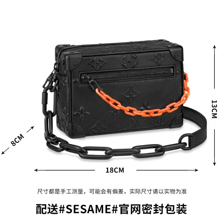 Classic Universal Single Shoulder Bag, Fashionable Retro Bag, Oblique Style, Small Square Shoulder