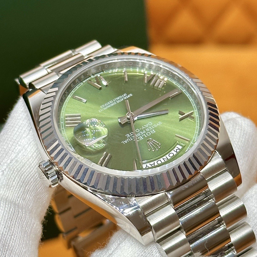Rolex watch m228239-0033