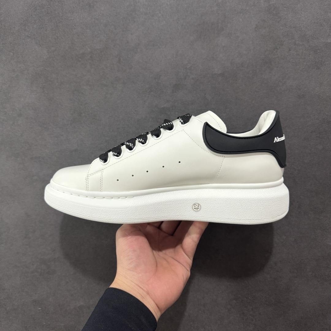 Alexander McQueen Sneaker SH528145