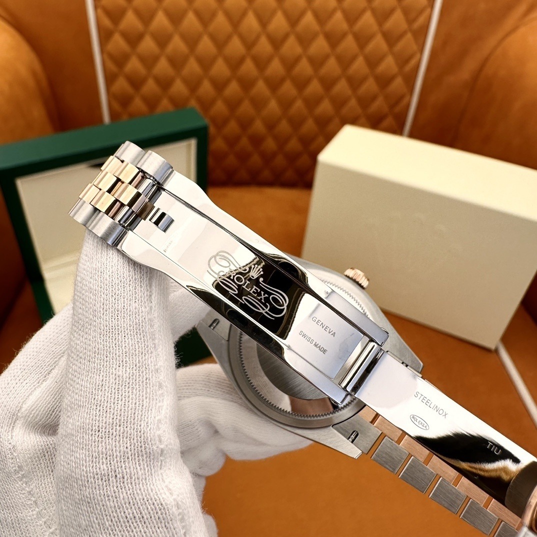 Rolex watch m126231-0021