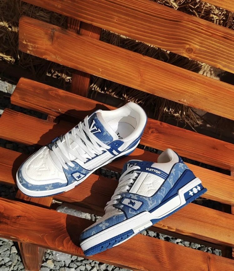 Louis VuittonLight Luxury Men's Shoes, Board Shoes, Trendy Shoes, Thick Soled Shoes, Donkey Sneakers