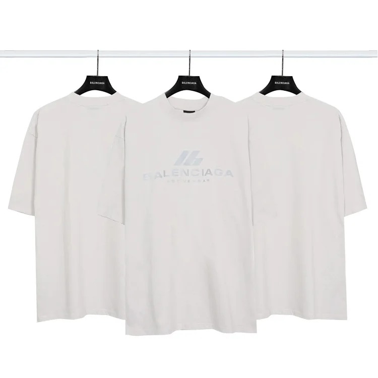 Spring and summer comfortable, simple and versatile short-sleeved DD
