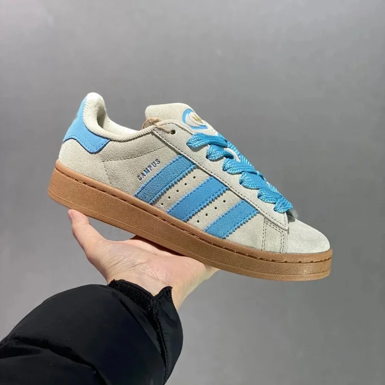 1013 AD 经典复古休闲板鞋 HQ8708 product image