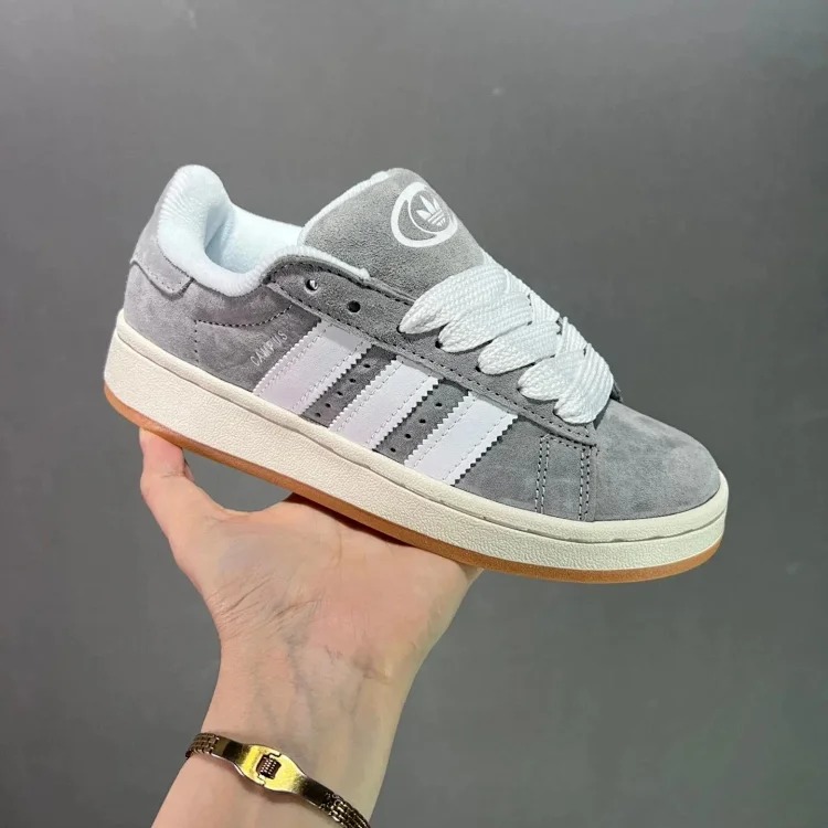 1013 AD 经典复古休闲板鞋 HQ8708 product image