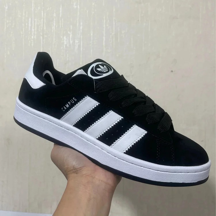 1013 AD 经典复古休闲板鞋 HQ8708 product image