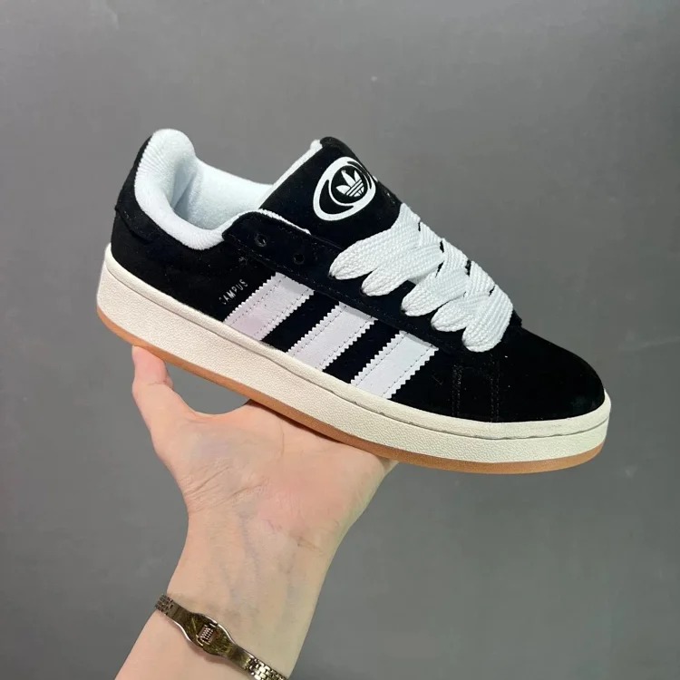 1013 AD 经典复古休闲板鞋 HQ8708 product image