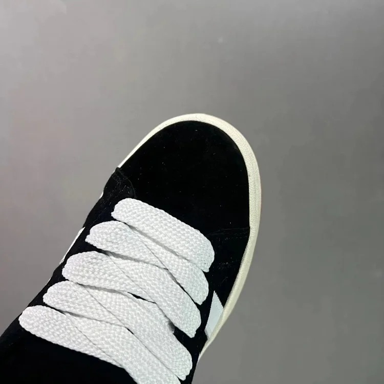 1013 AD 经典复古休闲板鞋 HQ8708 product image