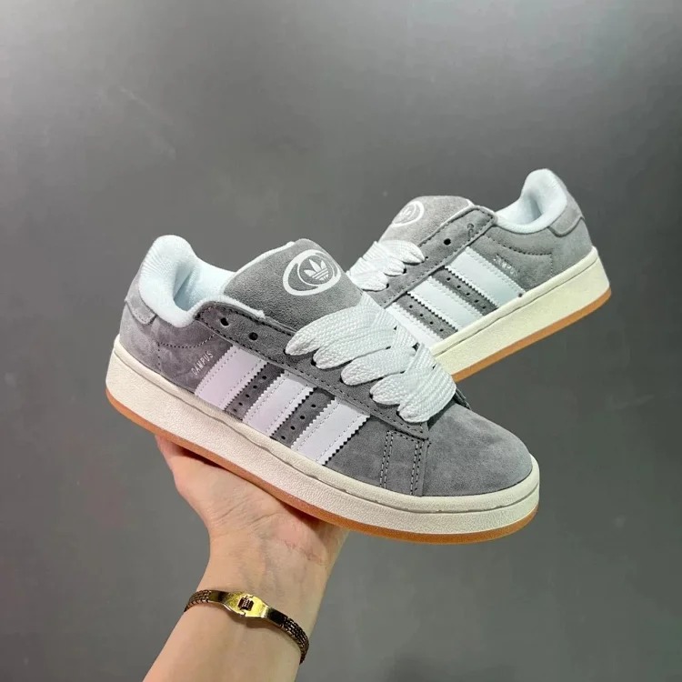 1013 AD 经典复古休闲板鞋 HQ8708 product image