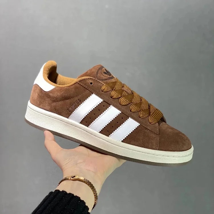1013 AD 经典复古休闲板鞋 HQ8708 product image