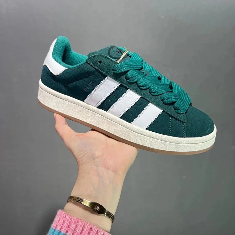1013 AD 经典复古休闲板鞋 HQ8708 product image