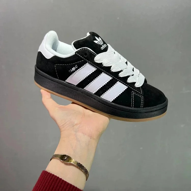 1013 AD 经典复古休闲板鞋 HQ8708 product image