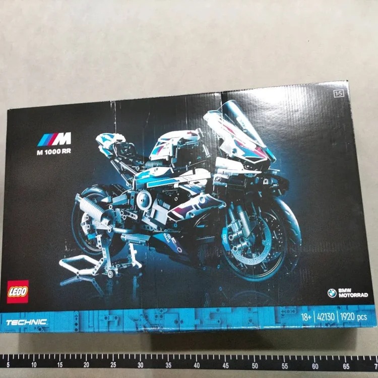 40+ different model of LEGO,top quality,some have logo some no logo.退换货请保持包装完好，谢谢理解！ product image