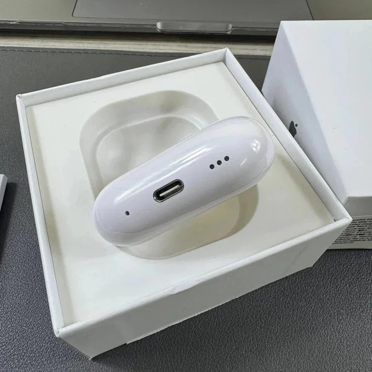 A&P new fashionable and trendy headphones