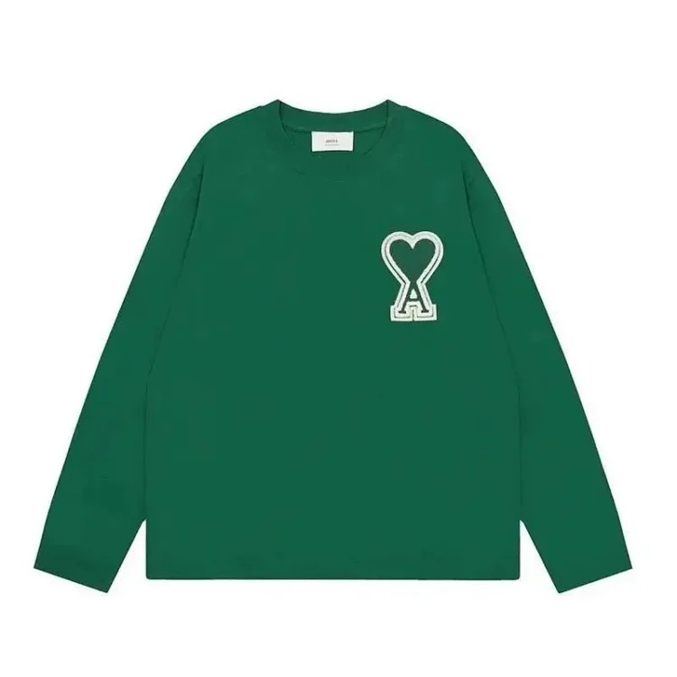 A fashionable sweatshirt