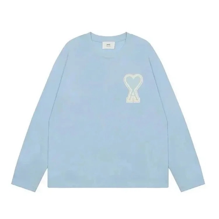 A fashionable sweatshirt