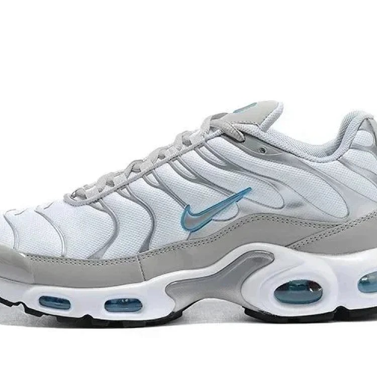 Max Plus TN Sneakers
