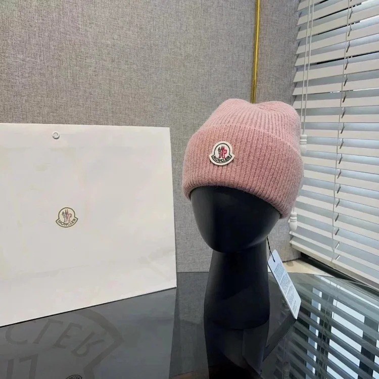 m hat