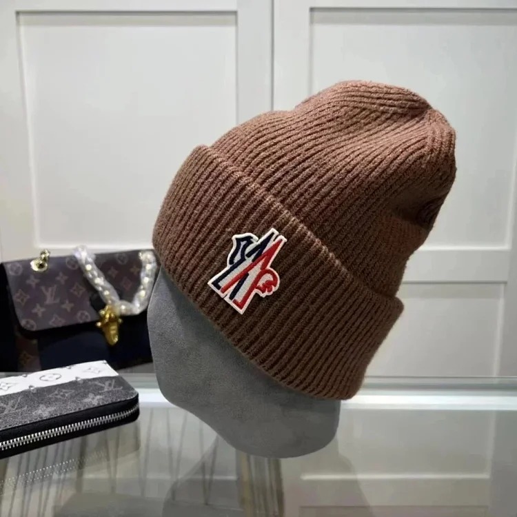 m hat
