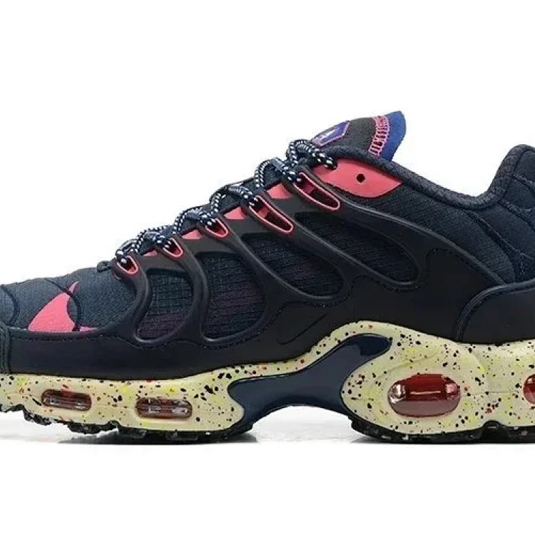 Max Terrascape Plus Casual Sneakers