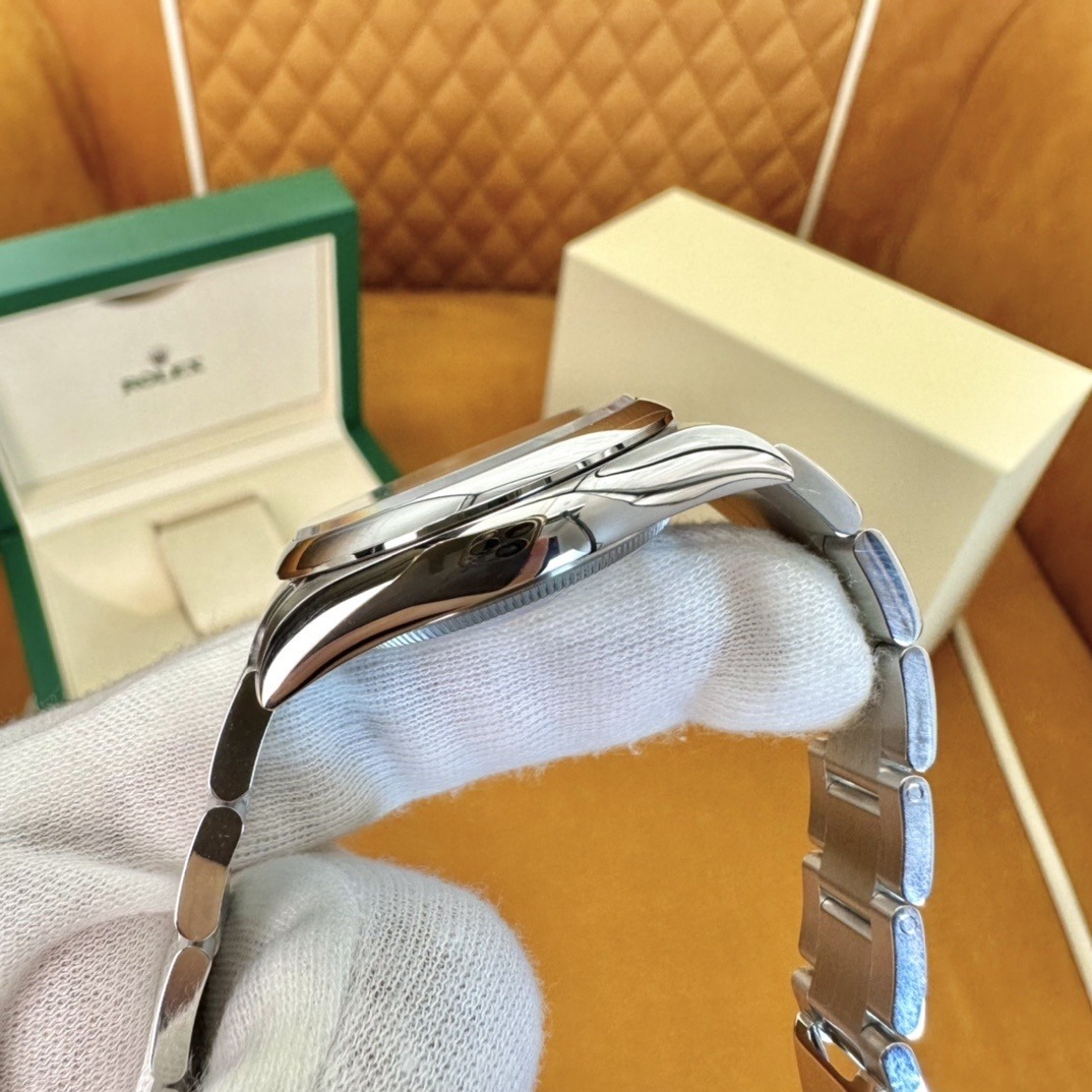 Rolex watch M126000-0009