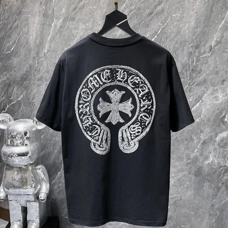 Cross horseshoe patchwork leather and ruffled short-sleeved T-shirt