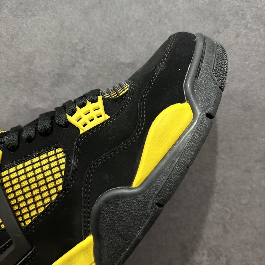 AJ 4 Sneaker SH528193