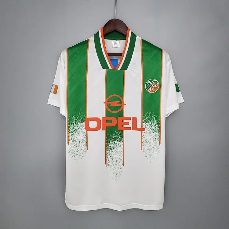 Retro Short-sleeved Football Jerseys Real Madrid, Barcelona, ​​Florence, Arsenal, Manchester City, Inter Milan T-Shirt