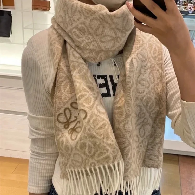 New embroidered Luojia high-end checkerboard jacquard scarf warm shawl autumn and winter versatile unisex