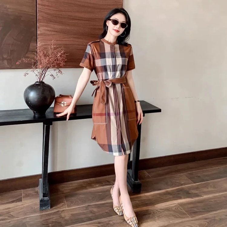 Burberry British Style Casual Mid Length Shirt Skirt with Floral Patterns