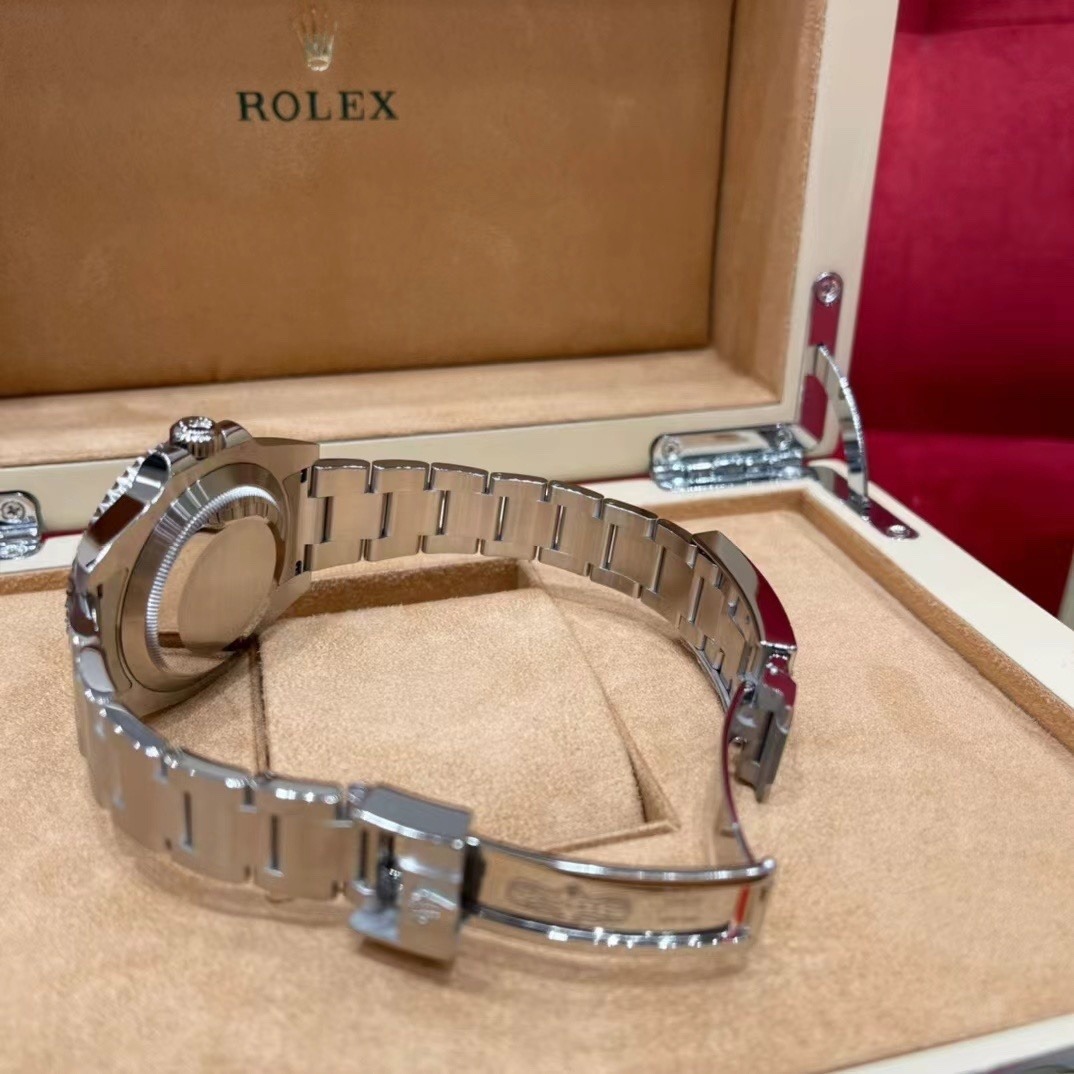Rolex watch 124060-0001