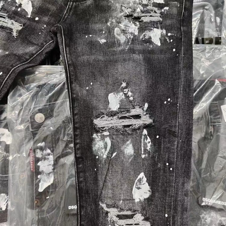 DSQUARED2 Knife Cut Ink Ripped Denim Pants Men's Black Light Luxury Straight Leg Slim Fit Pants