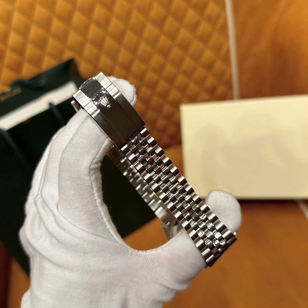 Rolex watch m126284rbr-0029