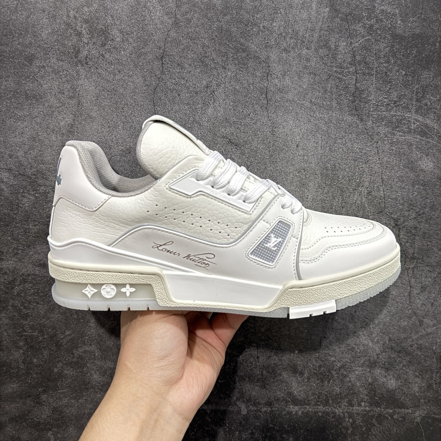 Louis Vuitton Trainer Sneaker T538002