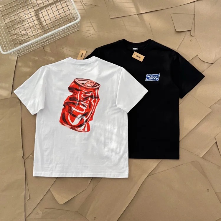25SS Stussy Soda Can Pattern Logo Printed Short-sleeved T-shirt TEE Stussy Originated From