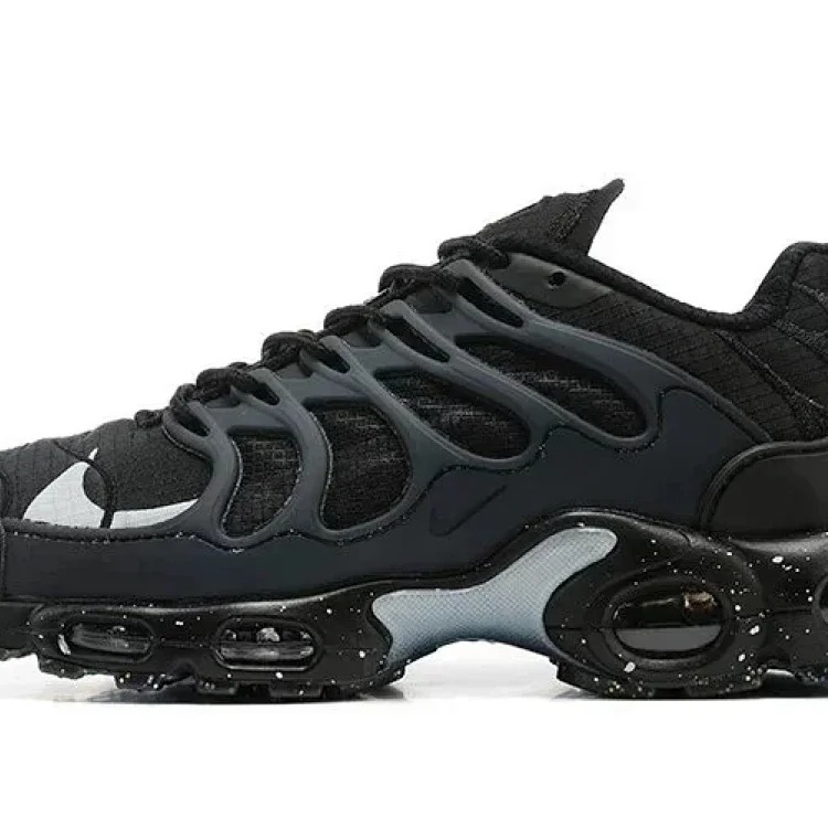 Max Terrascape Plus Casual Sneakers